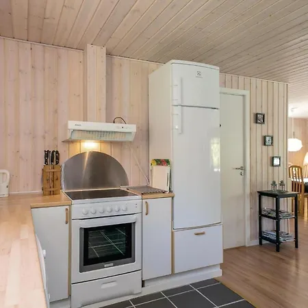 Holiday home Holiday Hadsund *lxvi * Helberskov
